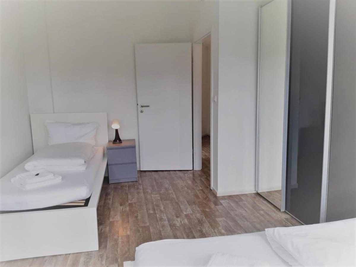 Mehrbett-Apartment 6 Citynah, Einfache Ausstattung Hamborg Eksteriør billede